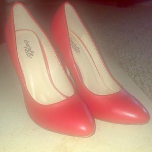 Hot red heels !